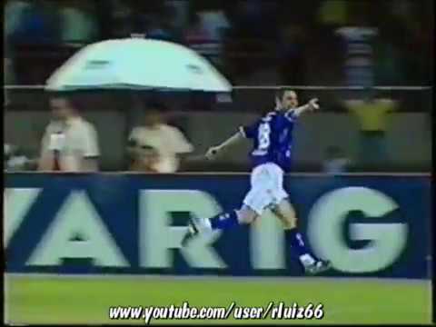 Cruzeiro 1 x 0 Vitória 2003