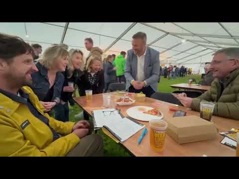 Paul Innes - Multi-Award Winning Magician & Entertainer video.