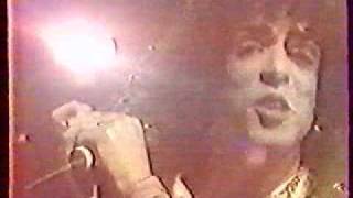 Download lagu Kiss - All hell's breakin' loose - German TV 1984 mp3 Download lagu Kiss - All hell's breakin' loose - German TV 1984 mp3