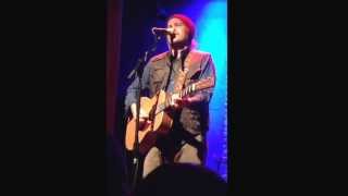 Citizen Cope - $200,000 in Counterfeit $50 Bills - solo acoustic 1-25-14 www.3Bands.com