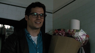 Batman v Superman - Lois & Clark in the bathroom [Extended cut]