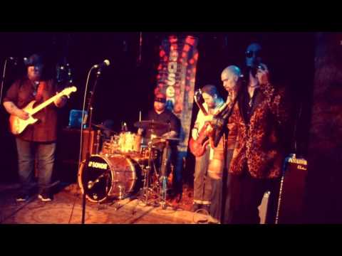 Dennis Gruenling w/the Nick Moss Band - "Little Sugar"