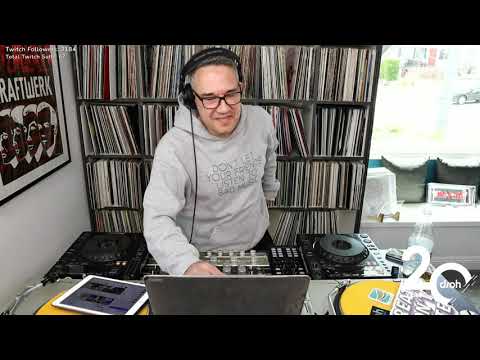 DSOH 775 - weekly Deep House DJ Mix by Lars Behrenroth - recorded live at Deeper Shades HQ