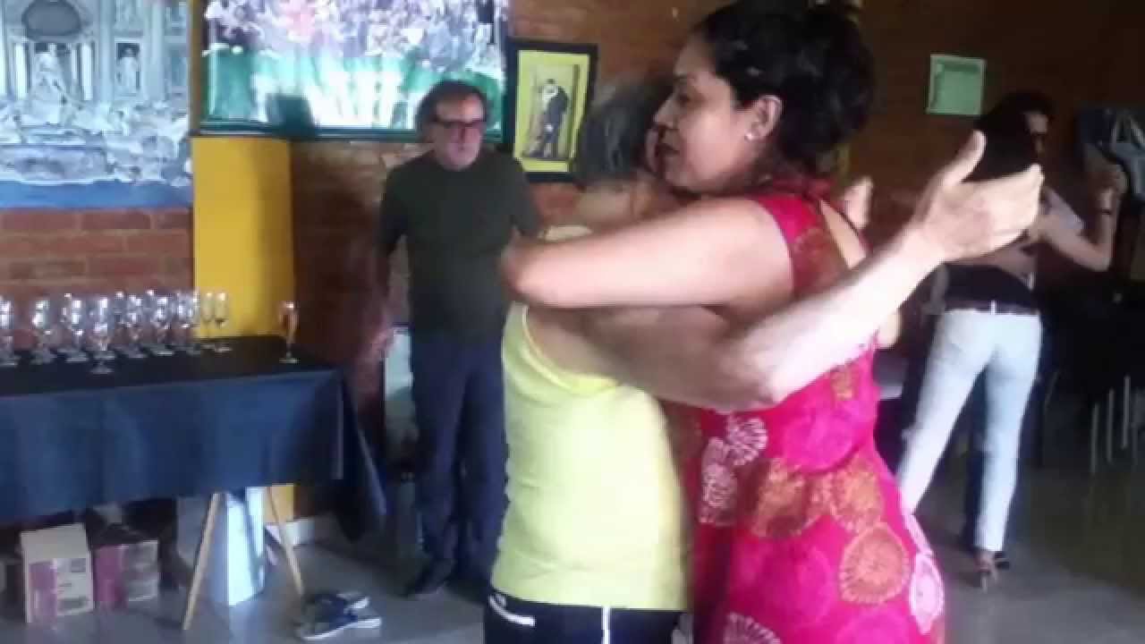 Horacio Prestamo, supuestamente dando una mini clase a Laura Karina ja ja ja 29/11/15