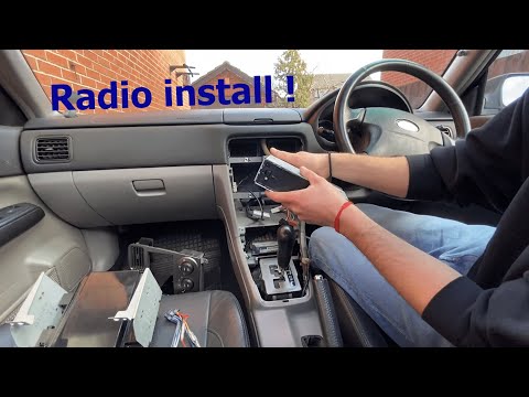 How to replace your radio / head unit !