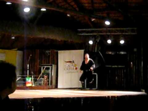 Dança Gaúcha com boleadeira  - Galpao Crioulo