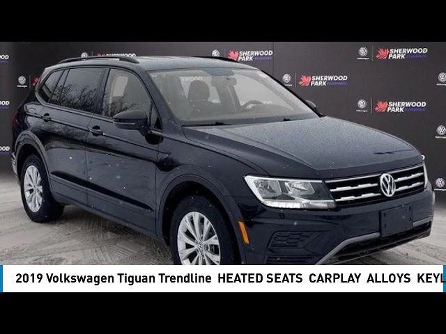 2019 Volkswagen Tiguan Trendline | HEATED SEATS | CARPLAY in Cars & Trucks in Strathcona County
