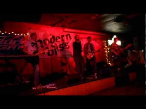 Modern Bliss Live @ RP Mcmurphy's Cover Too Close/Semi Charmed Life