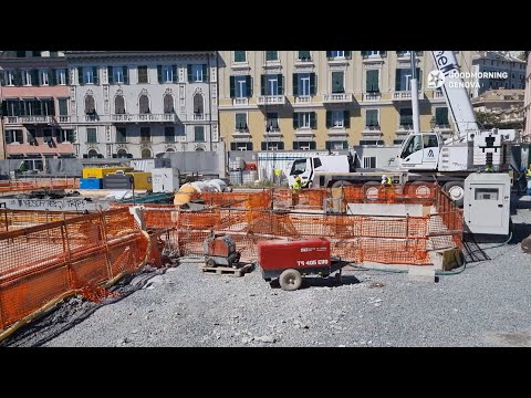 Crolla un muro nel cantiere della metro di Corvetto, 3 operai travolti, 2 in codice rosso