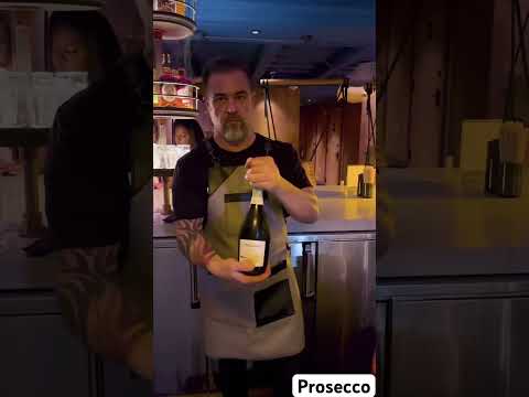 Prosecco time || Prosecco sparkling wine || #shorts #prosecco