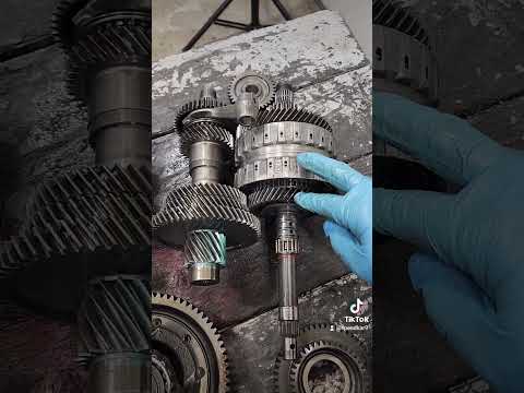 Honda automatic transmission teardown!