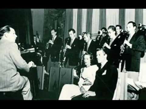 Be Careful, It's My Heart ~ Claude Thornhill & His Orchestra  (1942)