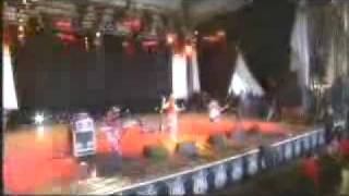 Le Tigre - This Island - live Belfort France 2005