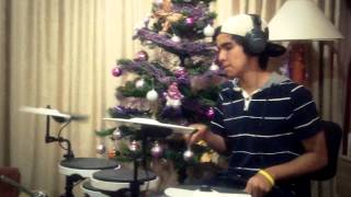 Drum Room (Especial de Navidad) -  Family Force 5 - Angels We Have Heard On High (Drum Cover)