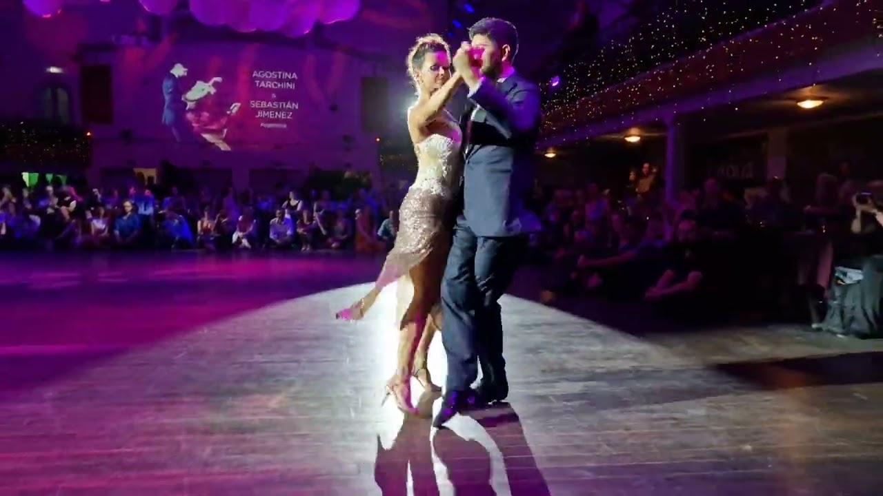 Sebastian Jiminez e Agostina Tarchini  no 18° Festival de Tango de Lisboa  em 02/06/22 - III/IV