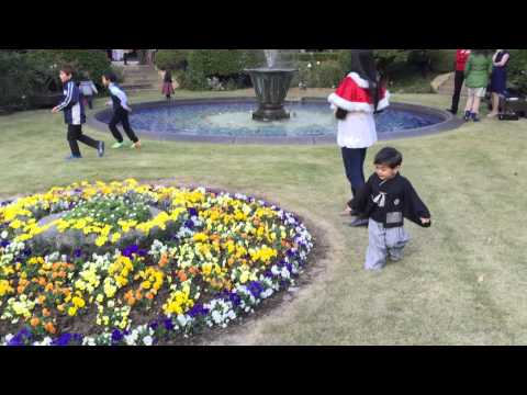 Mikey playing amb residence