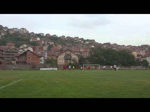 LOJTARI NGA KOSOVA QE E GJUAN AUTIN MASE LARGU