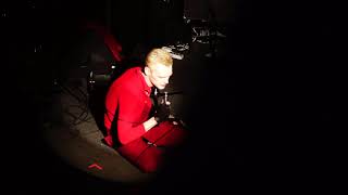 SEAN NICHOLAS SAVAGE (LIVE) - LIFE IS CRAZY