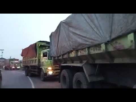 Video Angkutan Batubara Disetop Warga di Merapi Lahat