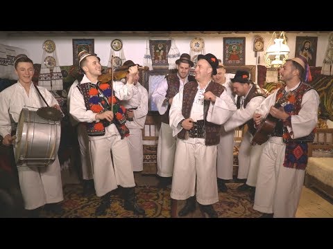 Ionut Chiş & Bogdan Bizău - Hori de pus la suflet