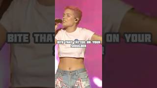 Halsey performs Closer live #halsey #youtubeshorts #closer#chainsmokers o