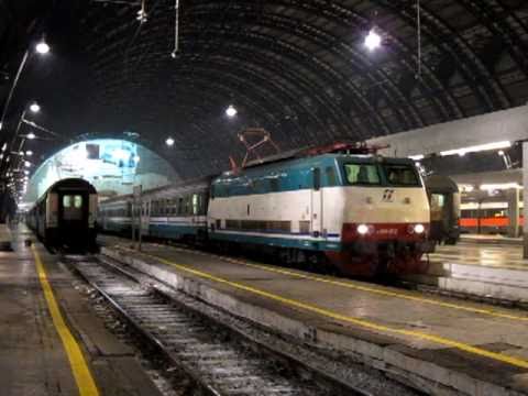 FS Intercity Nignt 785 Milano - Crotone hauled by E444R at Milano Centrale