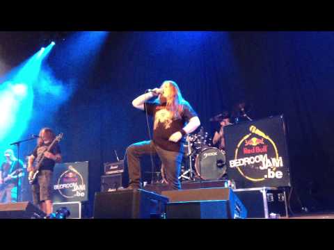 Leave Scars - Pulverize/Trapped; Live @ Graspop Metal Meeting 27-06-2013