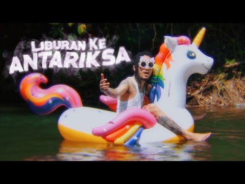 AnggaEnak - Liburan Ke Antariksa (Prod. by Rapper Kampung) [ Music Video ]