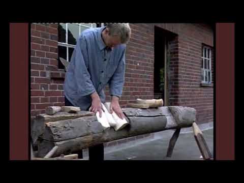 Das alte Handwerk Holzschuhmacher