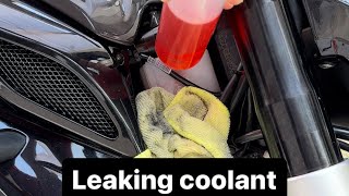 How to fill coolant in your MV AGUSTA如何给您的 MV AGUSTA 加注冷却液