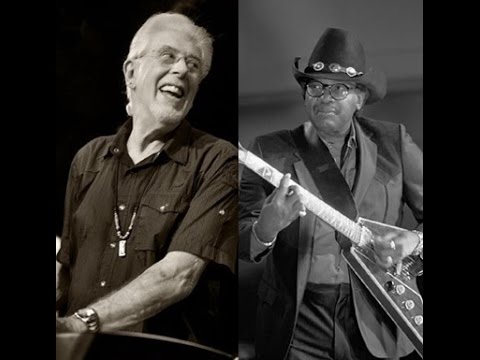 John Mayall feat Otis Rush  "So Many Roads" !