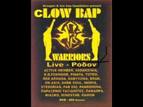 Apaxa giaourtia-Clown bap