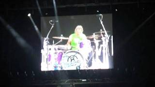 Aerosmith- drum solo live