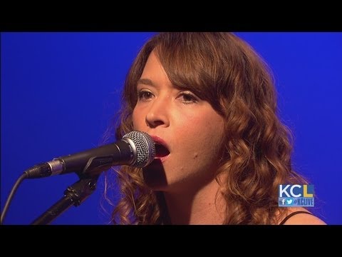 KCL - Singer Lisa Donnelly performs