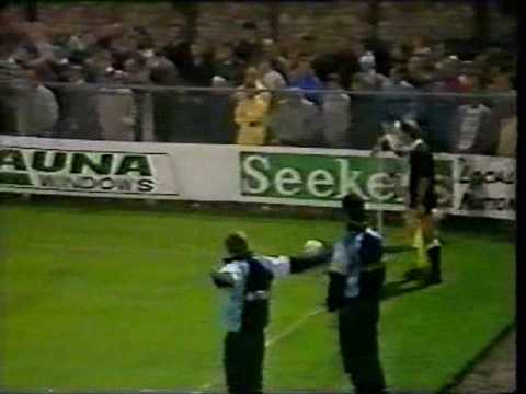 torquay united v tottenham hotspur league cup 2nd round 1st leg 1987