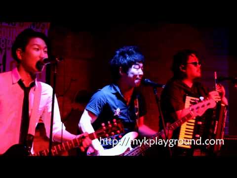 110527 Music Matters - Crying Nut performing "Let's Drink"