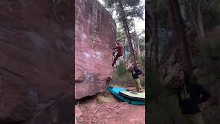 Video thumbnail of La cornisa, 7a. Albarracín