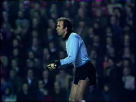 LIVERPOOL - SAINT ETIENNE - 1977 -  SAISON 1976/1977 - 3E -