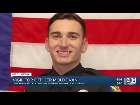 Community comes together to honor Phoenix Officer Tyler Moldovan
