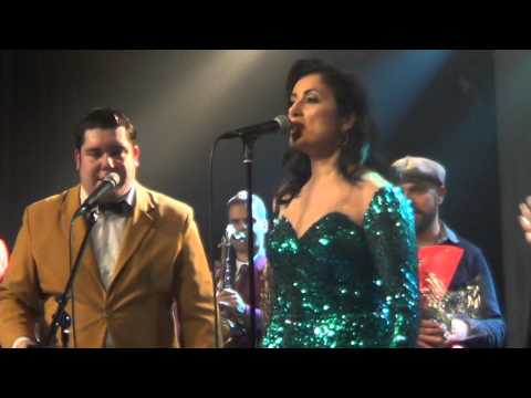 AISHA KHAN & THE FOUR CANDLES RHYTHM & BLUES REVUE 2015-01-23 BARCELONA.
