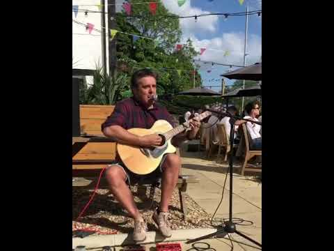 Sunny Afternoon - Kinks cover by Al Mitchell - Live at the Ardencaple Hotel in Rhu - Scotland