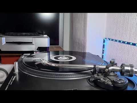 Ed Case feat. Shelley Nelson - Something in Your Eyes (Origin) - Quality Control - 1999 UK Garage