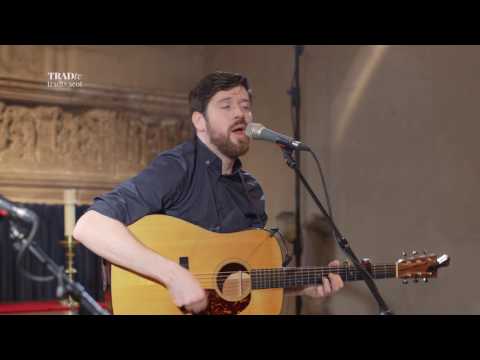 Kris Drever performs I Didn't Try Hard Enough live at Paisley Abbey (The Visit 2017)