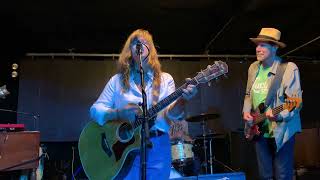 The Continental Drifters The Rain Song 2023