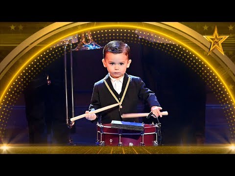 download lagu mp3 mp4 Hugo Molina, download lagu Hugo Molina gratis, unduh video klip Hugo Molina