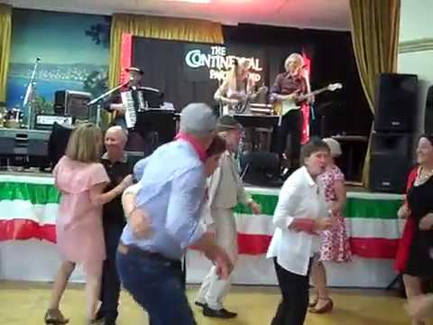 Brisbane Italian Party Band with Piano Accordion player!