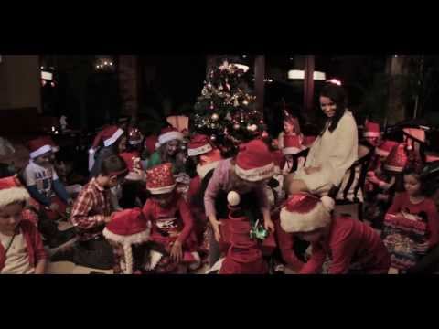 Вяра Панталеева & Вокална Група Мики Маус - КОЛЕДНА ПРИКАЗКА