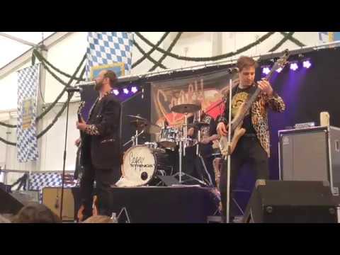 Cagey Strings 2018 in Moosach - Honky Tonk Women