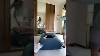 【TikTokえちえち】乳もパンツも見えそうだったチャンネル登録してね！