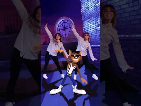 Skat Kat is BACK! Paula Abdul recreates her iconic dance from Opposites Attract w @kausha_campbell